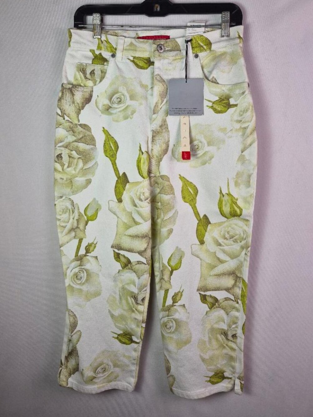 NWT Gloria Vanderbilt Women's Capri White w/Green Floral Size 10